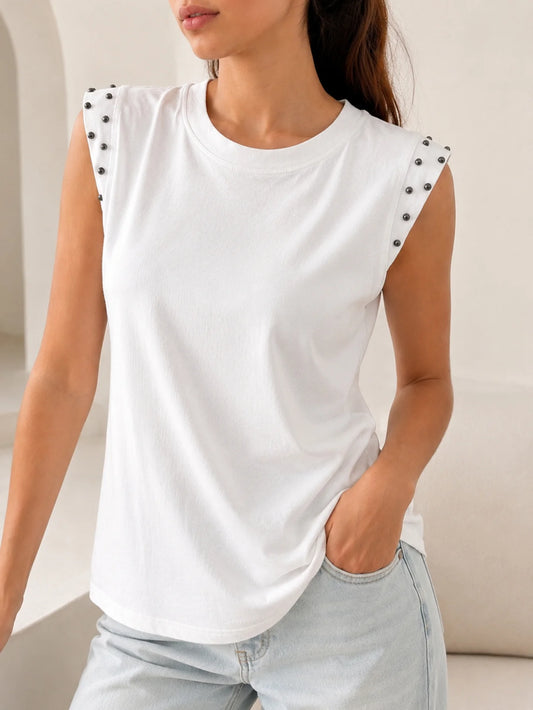 Camiseta Tachuelas Hombro Cuello Redondo